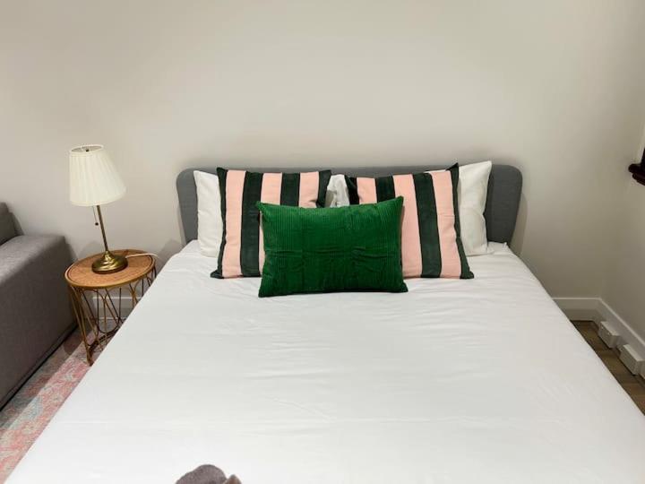 Charming Central Unit In Authentic Building Sydney Eksteriør billede