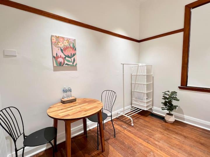 Charming Central Unit In Authentic Building Sydney Eksteriør billede