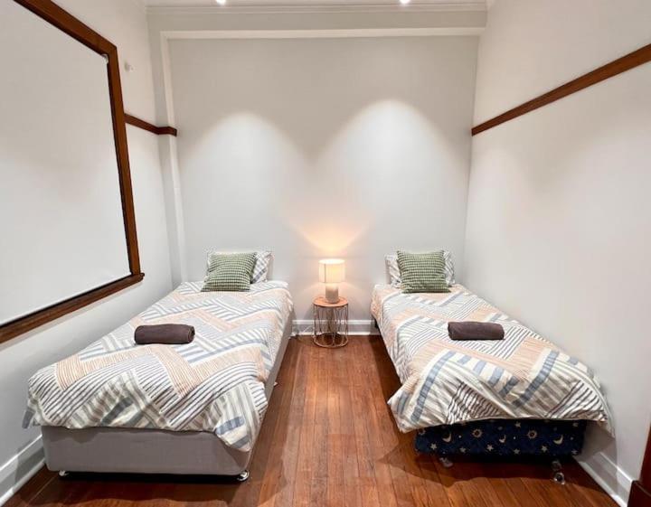 Charming Central Unit In Authentic Building Sydney Eksteriør billede
